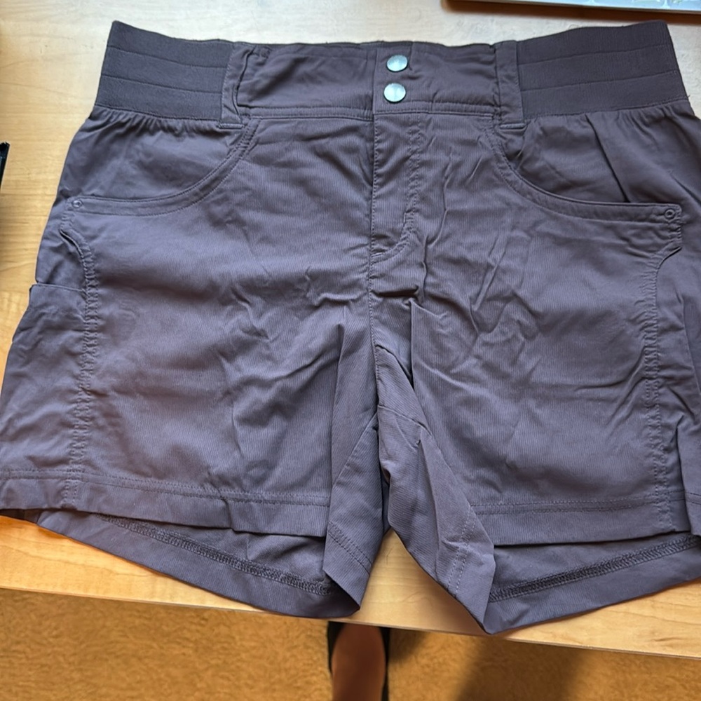 Title Nine Chocolate Brown 5” Clamber Shorts